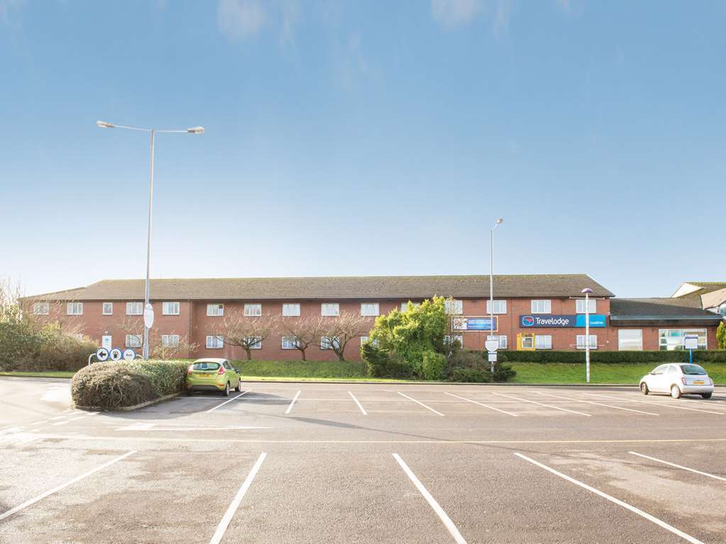 Travelodge Cardiff M4 Exterior photo